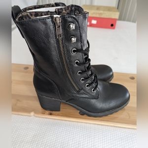 AMERICAN RAG Womens Black Leopard Print Lace Up Lining Sloanie Booties 6M.